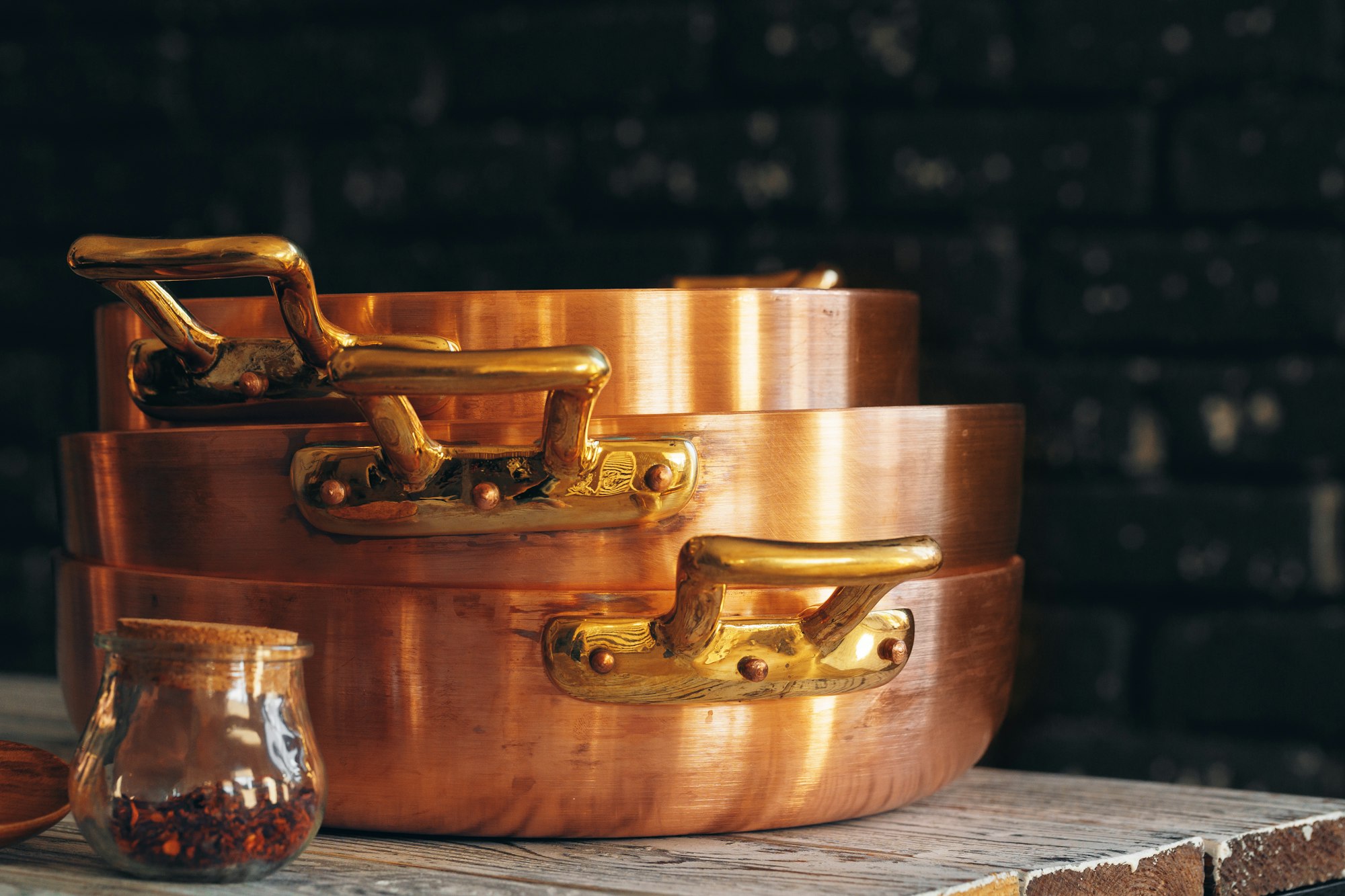 From Kitchen to Screen: Innovative Marketing Strategies for Cookware Brands in the Digital Age